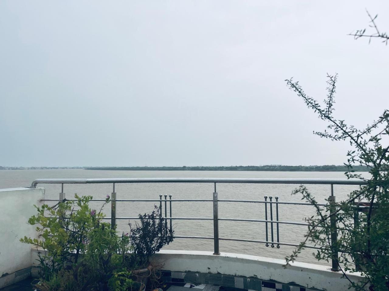 Guest house River View Paying Varanasi